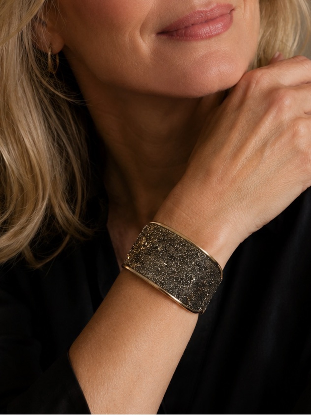 Pomina Gold Tone Wide Crystal Cuff Bracelet. (BJ111)